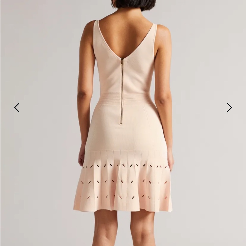 Yard Baker Ambyr needle dress - Picture 4 of 6